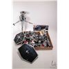 Image 1 : Selection of Lego- Star Wars building bricks and partial kits including "TIE Fighter" no. 9492. Comp