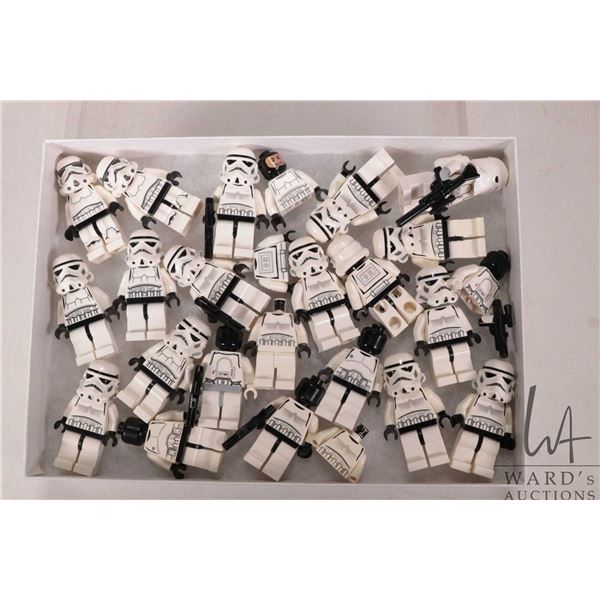 Lego-Star Wars Minifigures including fifteen Storm Troopers and six incomplete Storm Troopers etc.