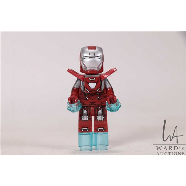 Lego Marvel Minifigure Silver Centurion (Iron Man Mark 33)