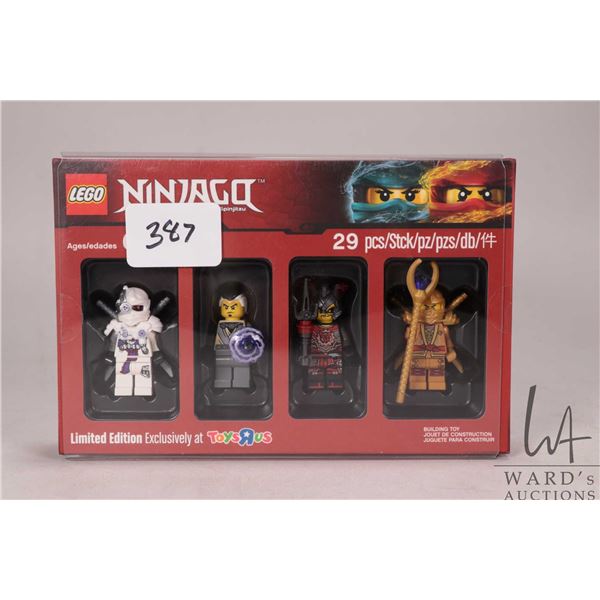 Lego-Ninjago Bricktober ToysRUs Minifigures Collection 1/4 with four figures