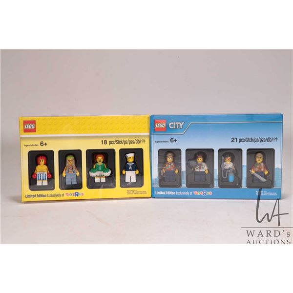 Lego City ToysRus series 3 and ToysRus series 4 collection of Minifigures