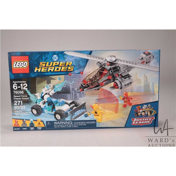 Lego- DC Super Heroes " Speed Force Freeze Pursuit" no. 76098, new in factory sealed box