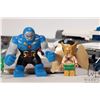 Image 5 : Lego- DC Comics Super Heroes " Darkseid Invasion" no. 76028. Includes seven Minifigures and building