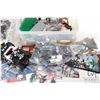 Image 3 : Lego- Marvel Super Heroes and The Lego Movie kits and building bricks, possibly no. 76005 etc. Compl