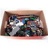 Image 1 : Large selection of unidentified partial building kits and builiding bricks