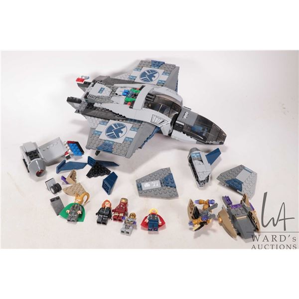 Lego Marvel Super Heroes " Quinjet Aerial Battle Set" no. 6869 including all Minifigures. Completene