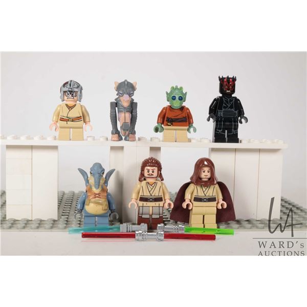 Selection of Lego Star Wars minifigures including Watto, Qui Gon Jinn, Obi-Wan, Darth Maul, youn Ana