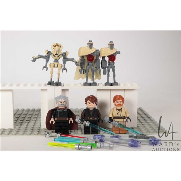 Six Lego Star Wars minifigures including General greivous (Tan), 2 Magna Guard Doids (one missing ca