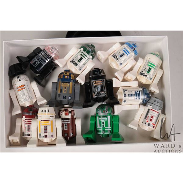 Selection of Lego Star Wars Astromech minifigures including, R-D2, R5-J2, Imperial Astromech Droid, 