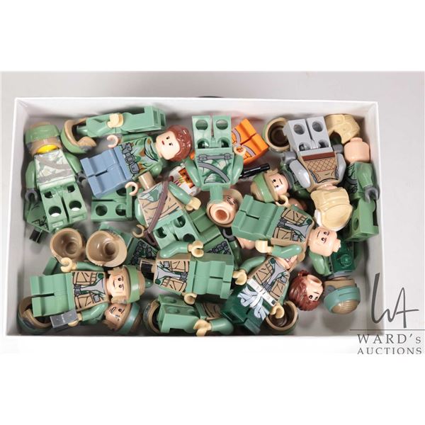 Selection of Lego Star Wars minifigures including a large selection of Repbulic Endor Troopers. Plus