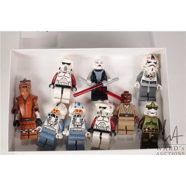Selection of Lego Star Wars minifigures including Mace Windu, Asajj Ventress, Pong Krell, 2 ARF Troo