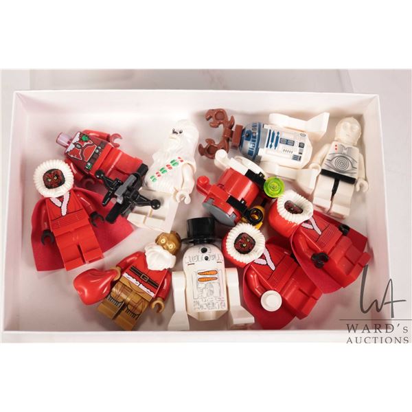 Selection of Lego Star Wars minifigures including Holiday themed characters R2D2, 3 Darth Mauls, Che