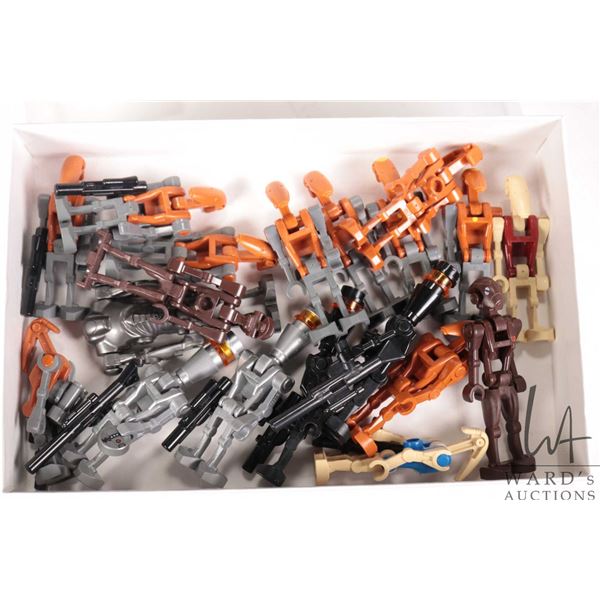 Selection of Lego Star Wars minifigures including 2 Silver Assassin Droids, 2 Black Assassin Droids,