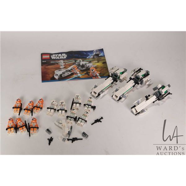 Three Lego Star Wars Clone Trooper Battle Packs no. 7913. All with figures.
