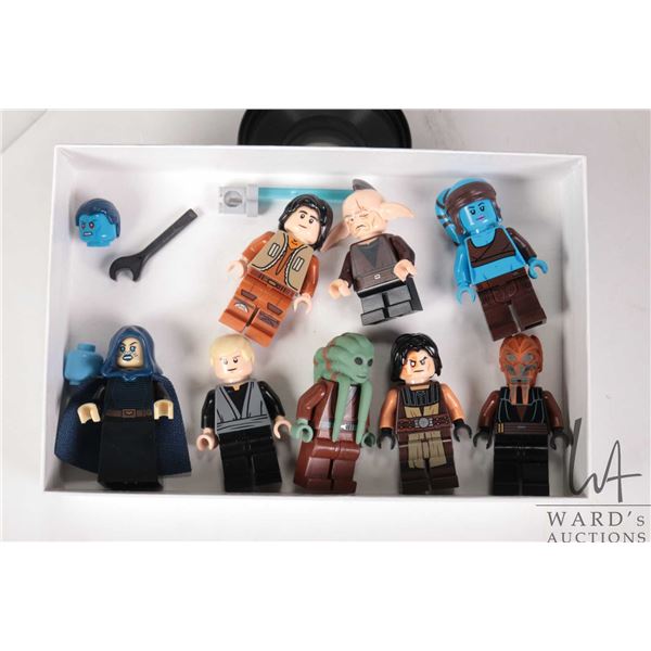 Selection of Lego Star Wars minifigures including Kit Fisto, Luke Skywalker, Quinlan Voss torso and 