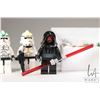 Image 5 : Selection of Lego Star Wars minifigures including Yoda, Obi-Wan (padawan), Obi-Wan, R2-D2, 3 Old Clo
