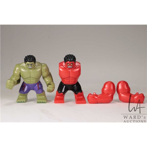Selection of Lego Marvel Super Heros minifigures Hulk and the Red Hulk big figs