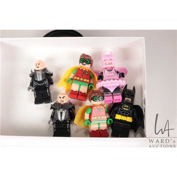 Selection of Lego DC Super Heros minifigures including Batman, Robin, Ballerina Batman, General Zod,