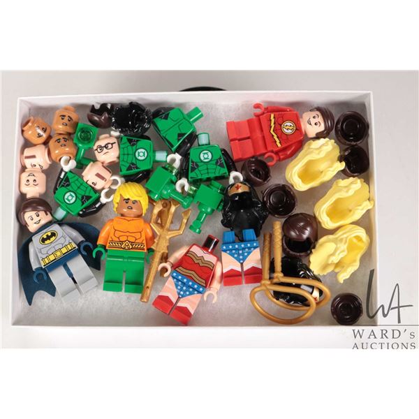 Selection of Lego The Big Bang Theory minifigures and parts including Sheldon, Leonard, Raj, Penny. 