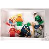 Image 1 : Lego Big Bang Theory minifigures Sheldon, Leonard, Raj, Howard, Penny. All in superhero costumes.