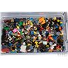 Image 1 : Large selection of Lego minifigures and parts