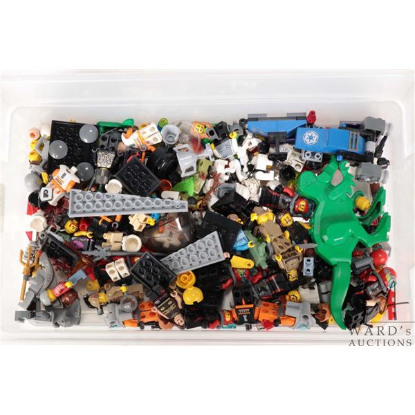 Selection of Lego Minifigures including Dastan, Dragon Knight Scale Mail, Detective etc.