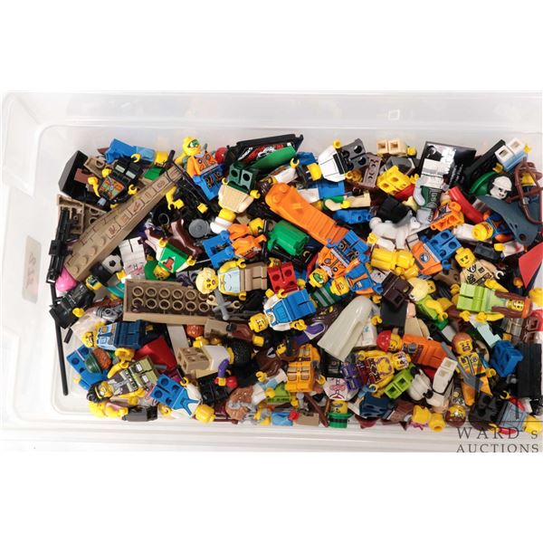 Selection of Lego Minifigures including Mr. Good and Evil, Frank Rock, Krait etc.