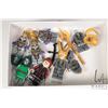 Image 1 : Selection of Lego Marvel Super Heros minifigures including Loki, Dr. Doom (Extra head and cowl), Chi