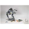 Image 1 : Lego Star Wars AT-DP Walker appears complete. including five minifigures Commander Gree, Orange mark
