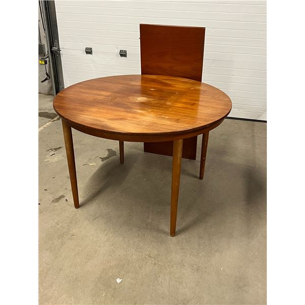 Farstrup Danish Teak Round Dining Table 43.25" with 18.75" Leaf (see all photos)