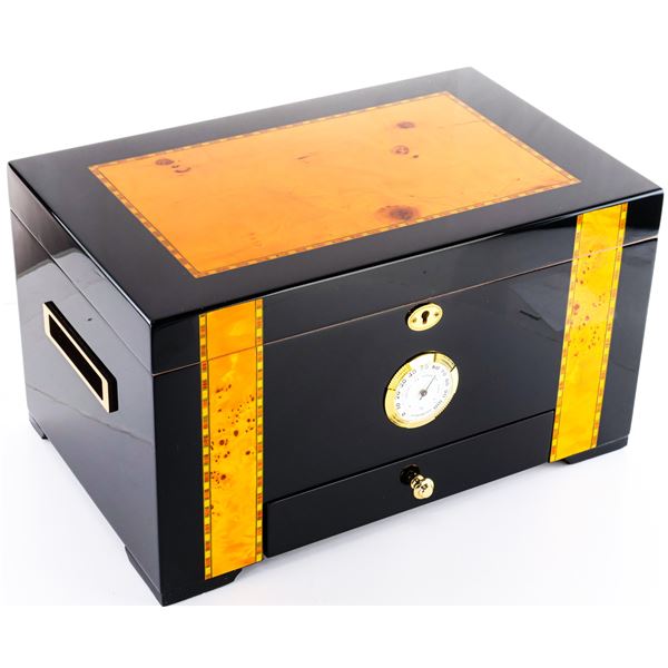 Executive Piano Lacquer Cigar Humidor with Hygrome