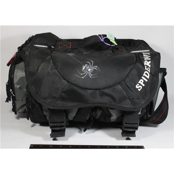 SPIDERWIRE WOLF TACKLE BAG