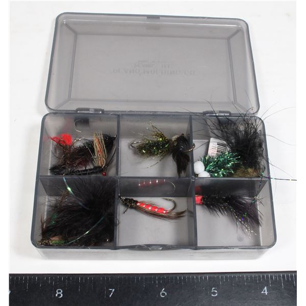 PLANO MOLDING CO. 6 COMPARTMENT FISHING TACKLE BOX