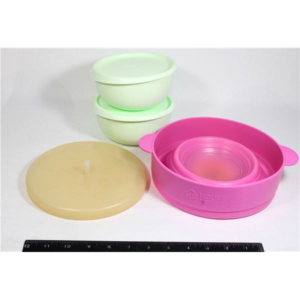 TUPPERWARE POPCORN BOWL WITH TWO