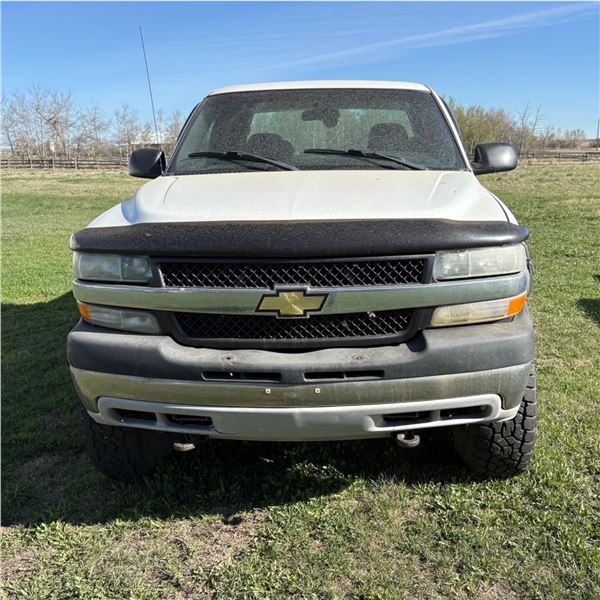 2002 Chev 2500 HD 4x4 5.7 L