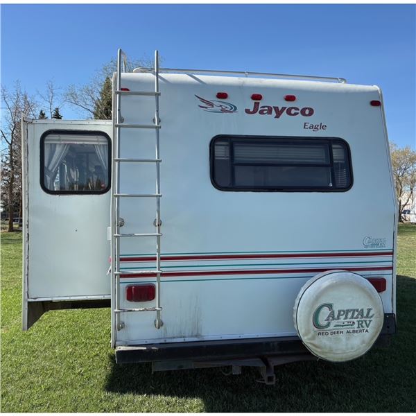 1998 Jayco Model 243RKS fifth wheel trailer