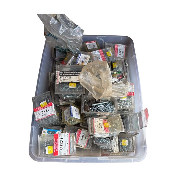 Tub of mixed screws NEW
