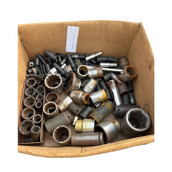 Box misc sockets from 3/4 inch to 1/4 inch