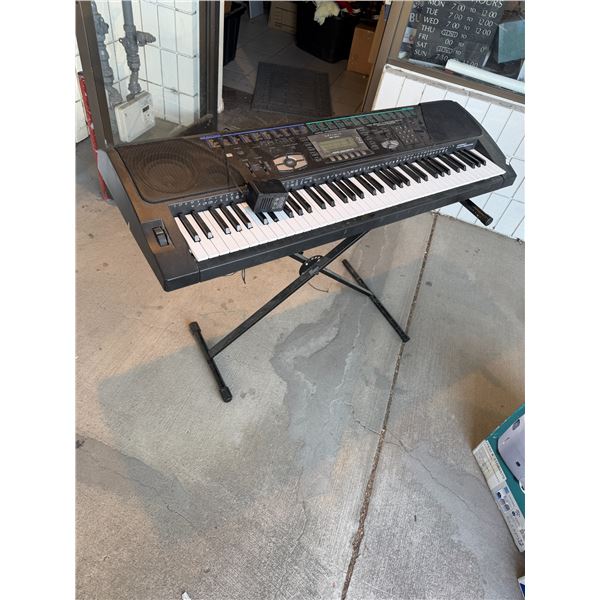OPTINUS  MD – 1600 keyboard with stand