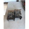 Image 1 : Mole traps
