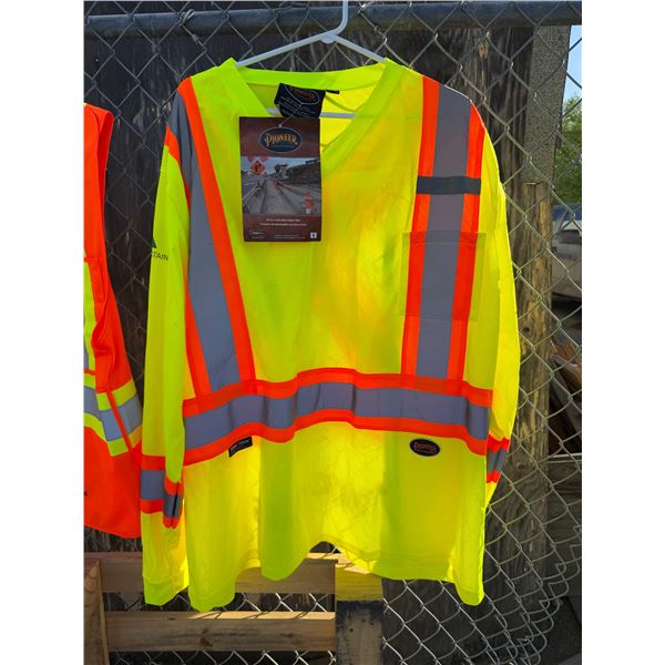 Pioneer High biz shirt size 3X