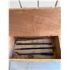 Image 2 : Wood toolbox and content