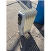 Image 1 : Oil heater