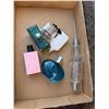 Image 1 : Assorted perfumes