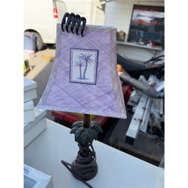 Table lamp