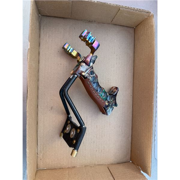 Slingshot handle