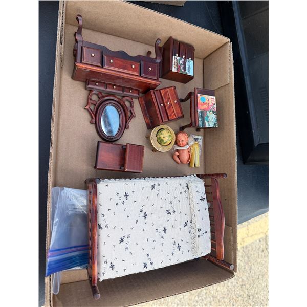 Dollhouse furniture