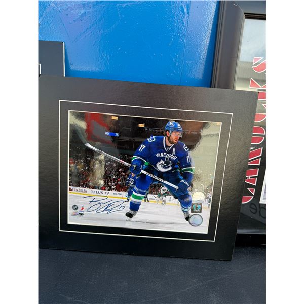 Canucks signed photo