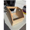 Image 1 : Record crate