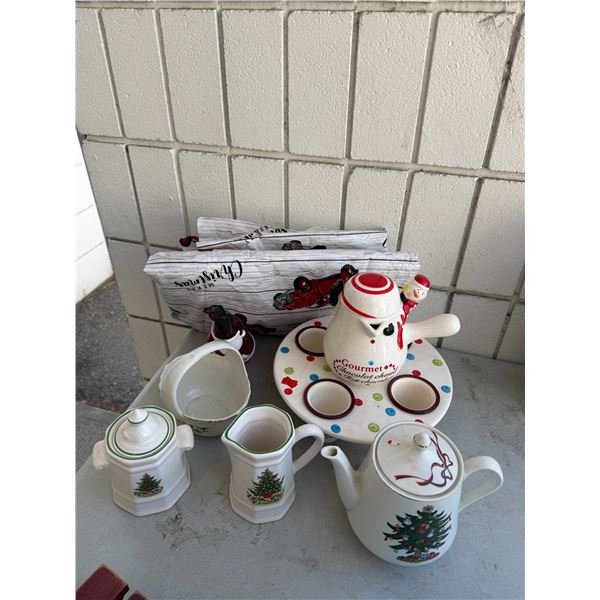 Christmas kitchen items